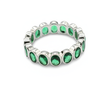 Load image into Gallery viewer, Green Oval Eternity Ring / Anillo ( Plata )