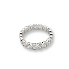 Load image into Gallery viewer, Oval Eternity Ring / Anillo ( Plata )