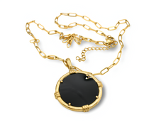 Load image into Gallery viewer, Black Medallion Necklace