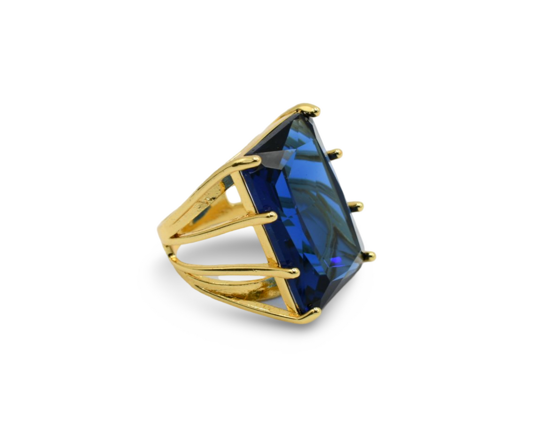 Explicit Sapphire Ring / Anillo