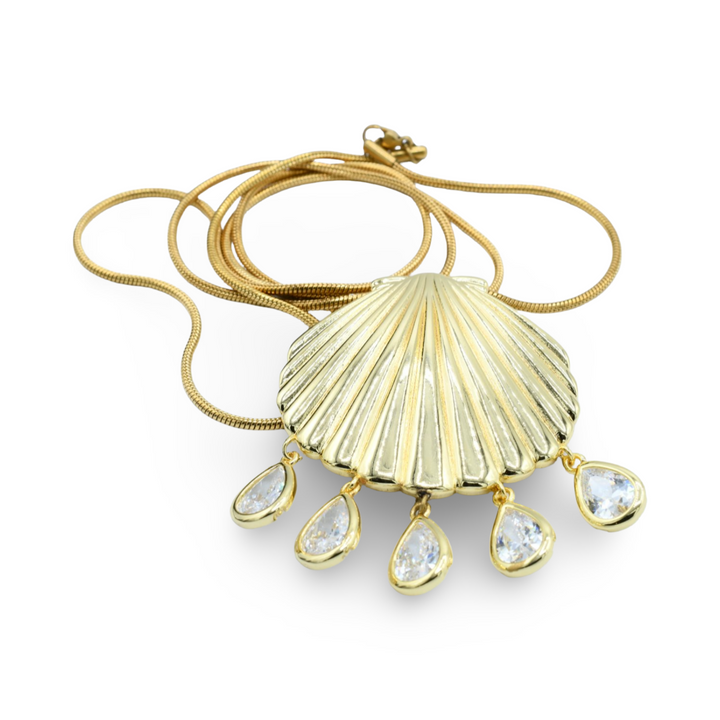 Dangling Shell Necklace