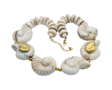 Load image into Gallery viewer, Caracol Cream Necklace