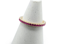 Load image into Gallery viewer, Eternal Fuchsia Band Ring / Anillo 10K