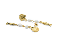 Load image into Gallery viewer, Pearl Earrings