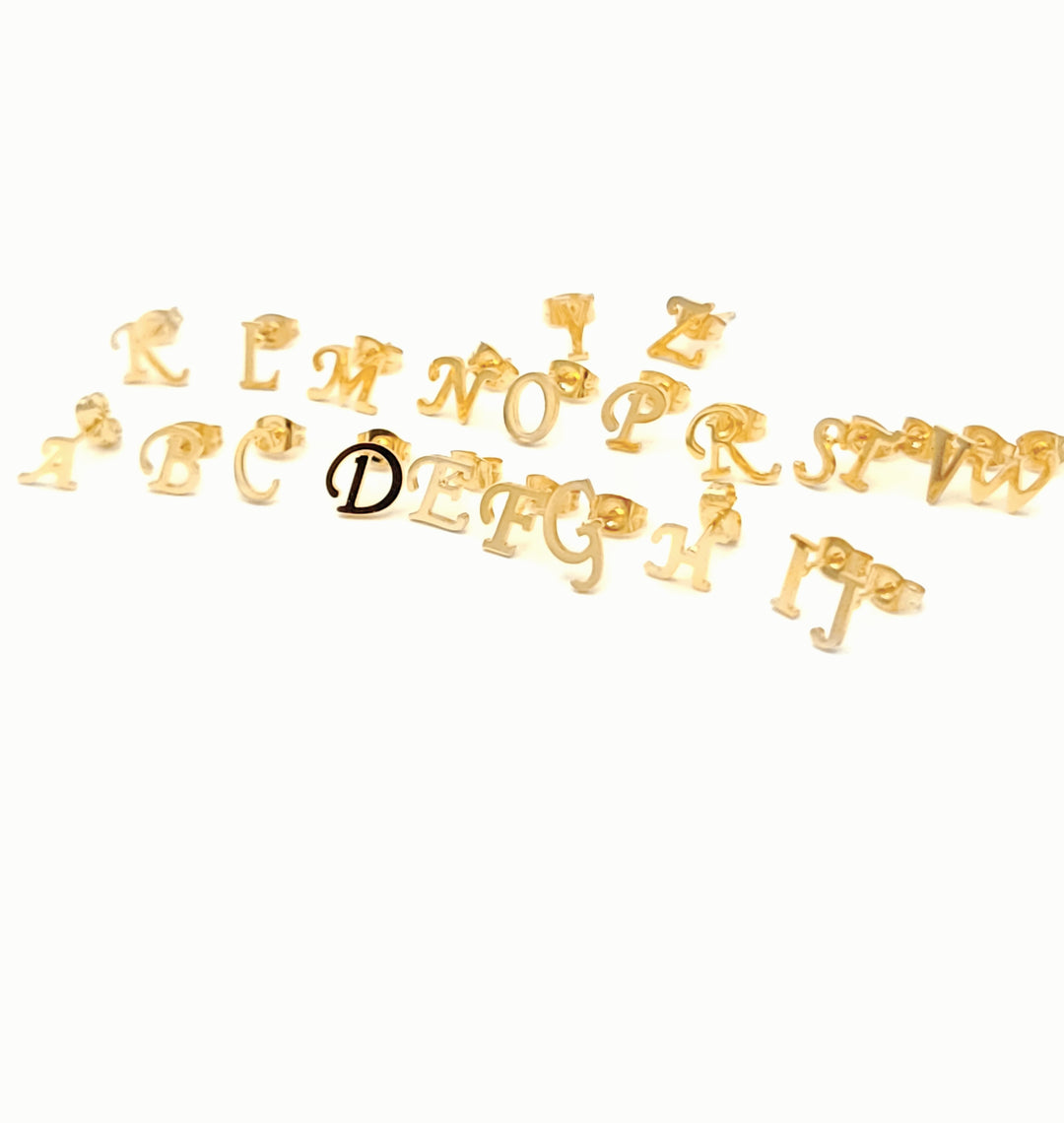 Inicial small Earring / Arete ( SOLO UN ARETE )