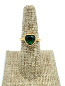 Green Heart Diamond Ring / Anillo