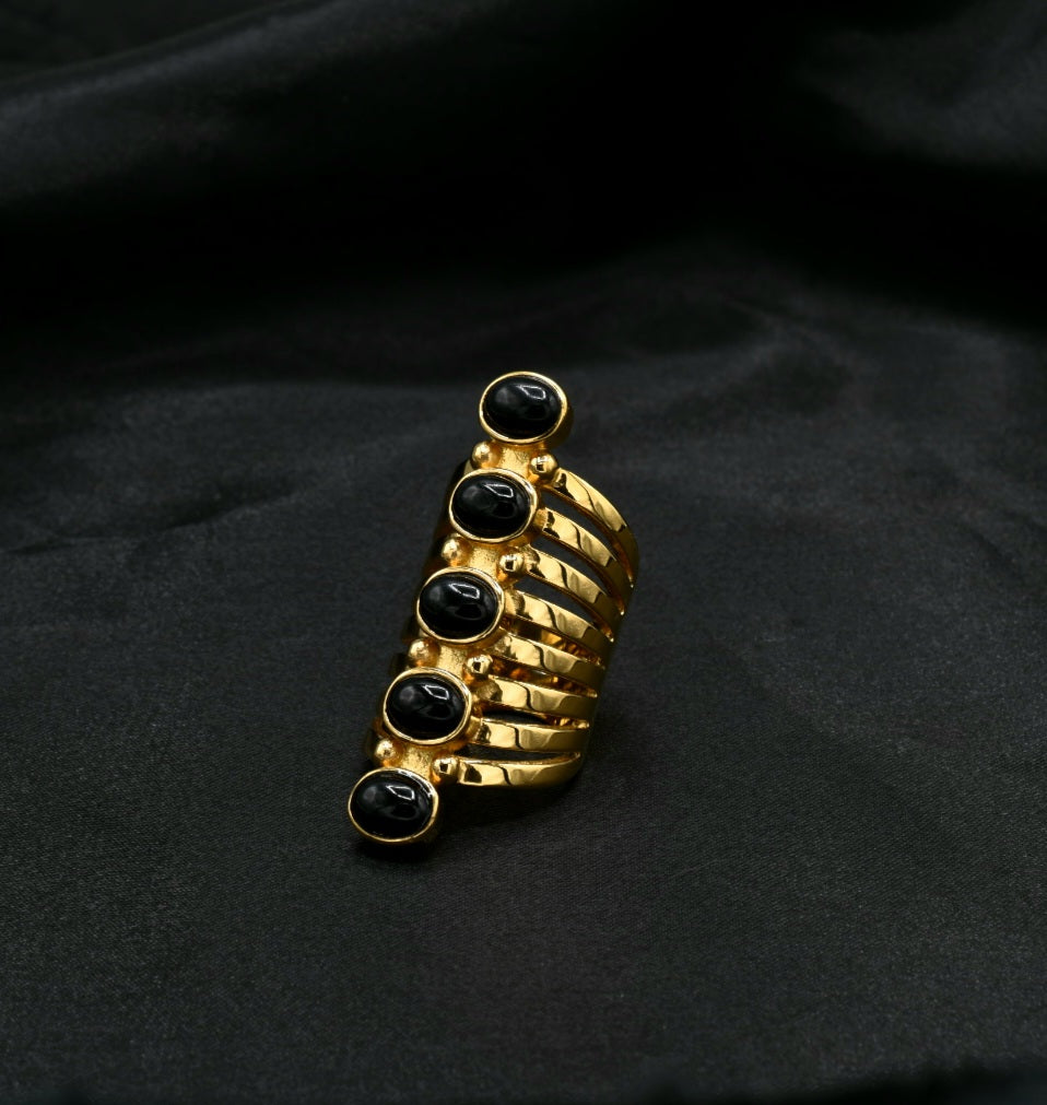 Black Lady Ring / Anillo
