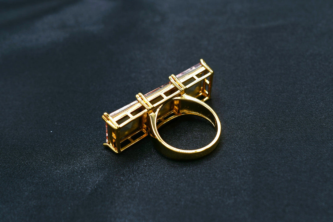 Amber Night Ring / Anillo