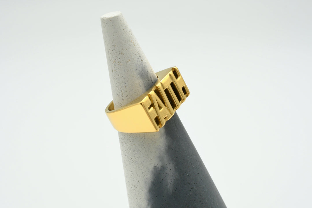 Faith Ring / Anillo
