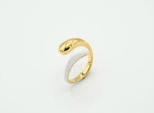 Load image into Gallery viewer, White Drop Ring / Anillo