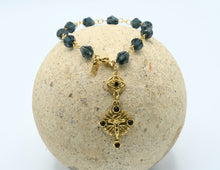 Load image into Gallery viewer, Rosario bracelet